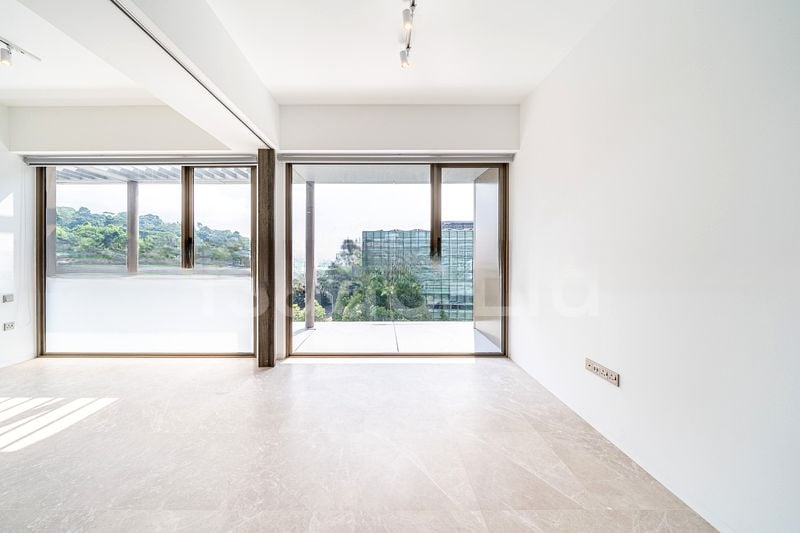 THE REEF AT KING'S DOCK 3