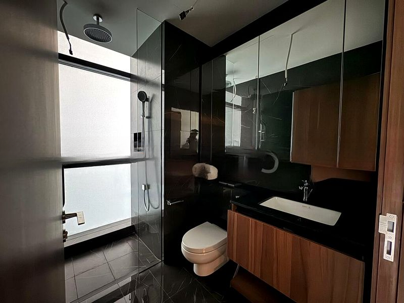 PHOENIX RESIDENCES 4