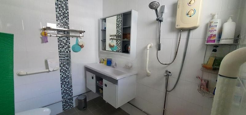 BEDOK RESERVOIR RD 4