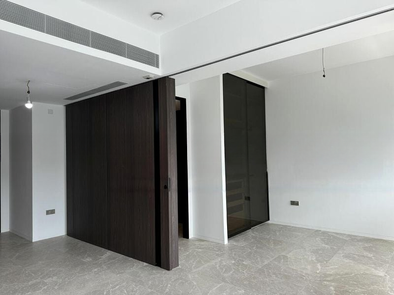 THE REEF AT KING'S DOCK 8