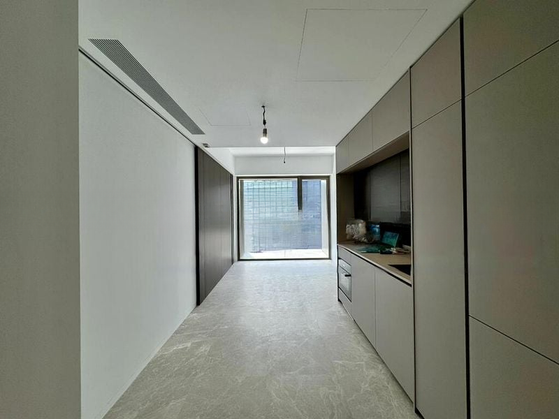 THE REEF AT KING'S DOCK 2