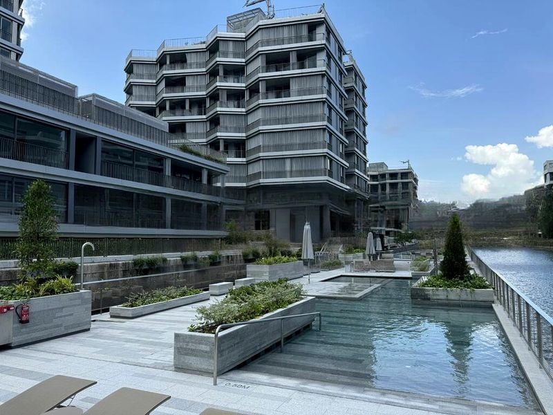 THE REEF AT KING'S DOCK 7