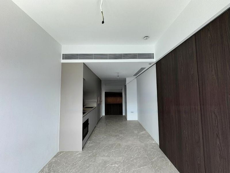 THE REEF AT KING'S DOCK 11