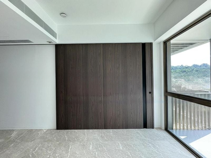 THE REEF AT KING'S DOCK 14