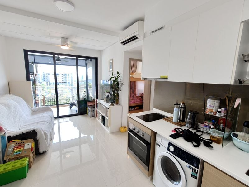 TREASURE AT TAMPINES 10