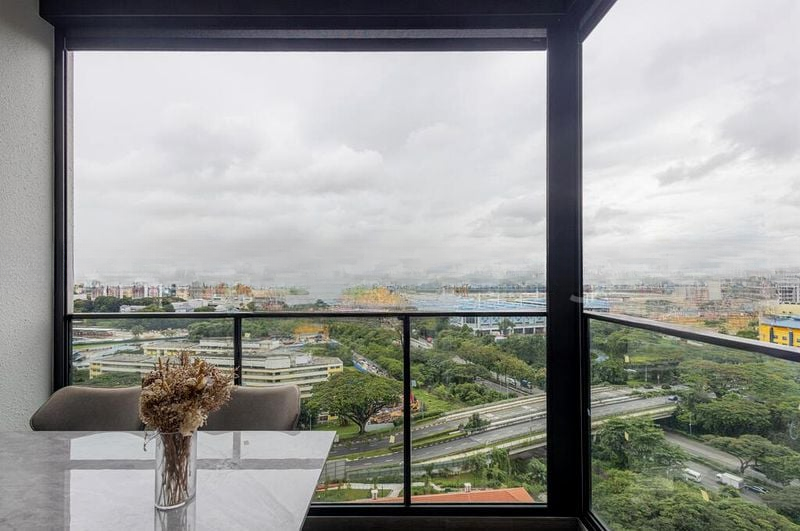 AVENUE SOUTH RESIDENCE 8