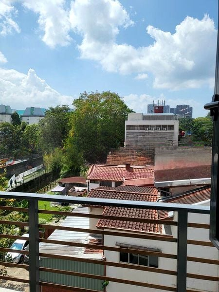 BUKIT 828 4