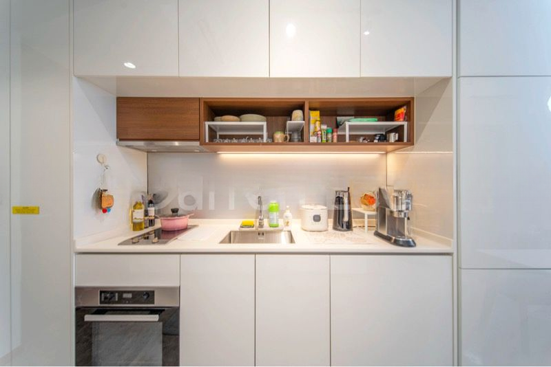 FOURTH AVENUE RESIDENCES 7