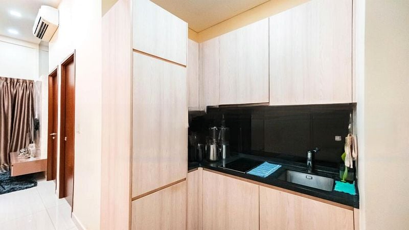 THE PROMENADE@PELIKAT 9