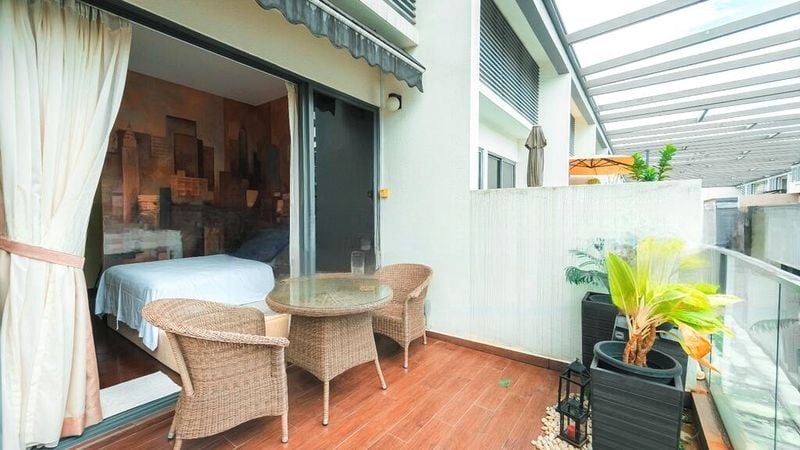 THE PROMENADE@PELIKAT 12