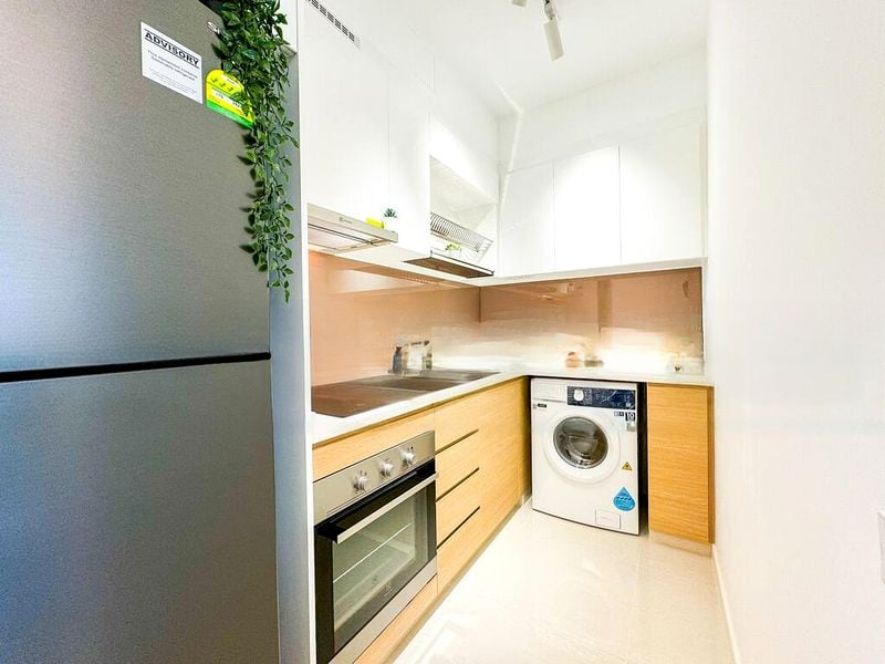 TREASURE AT TAMPINES 6