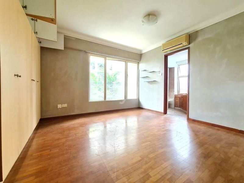 AQUARIUS BY THE PARK 5