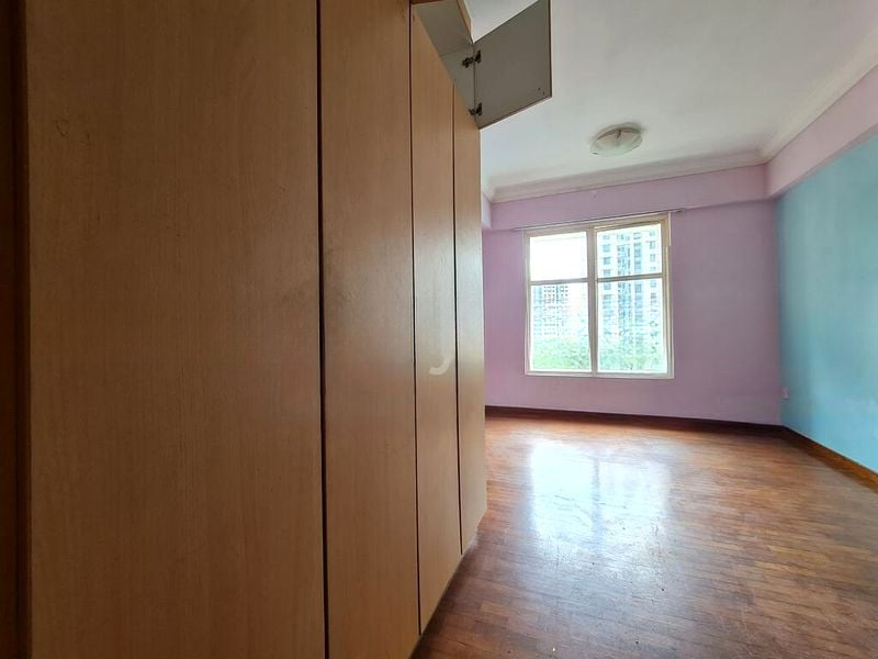 AQUARIUS BY THE PARK 2