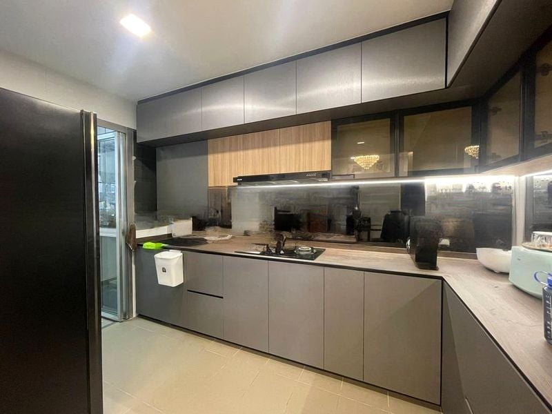 ST. GEORGE'S LANE 12