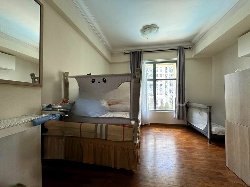 AQUARIUS BY THE PARK 8