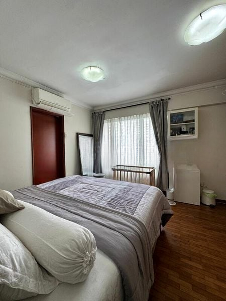 AQUARIUS BY THE PARK 6