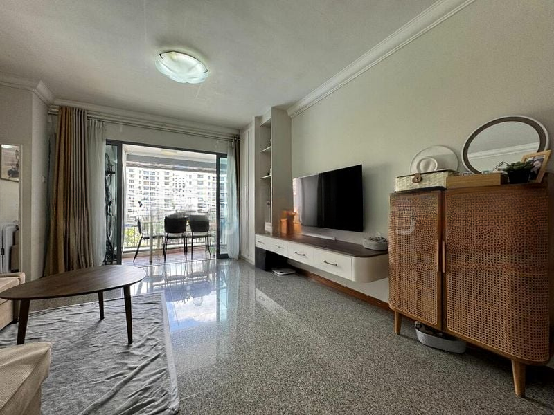 AQUARIUS BY THE PARK 2