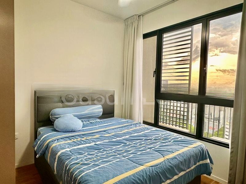 AVENUE SOUTH RESIDENCE 7