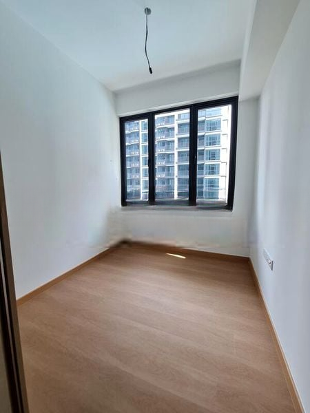 TREASURE AT TAMPINES 5