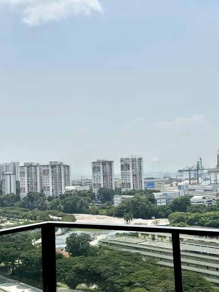 AVENUE SOUTH RESIDENCE 6