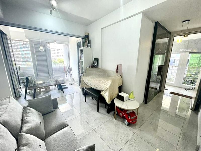 33 RESIDENCES 4