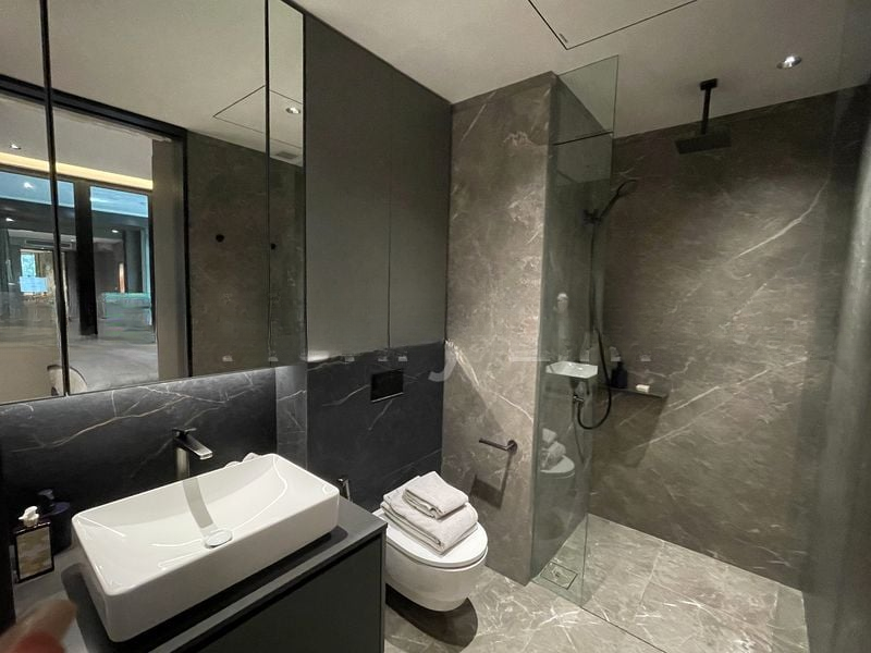 IRWELL HILL RESIDENCES 12