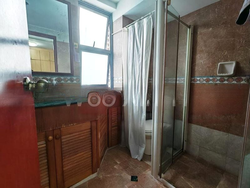 AQUARIUS BY THE PARK 6