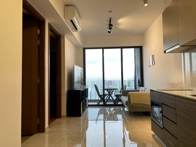 STIRLING RESIDENCES 3