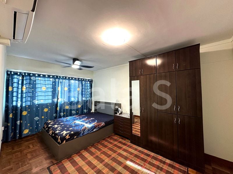 ANG MO KIO AVE 10 12