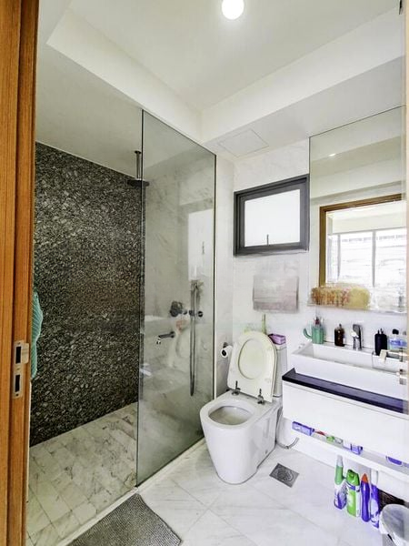 THE SHORE RESIDENCES 13