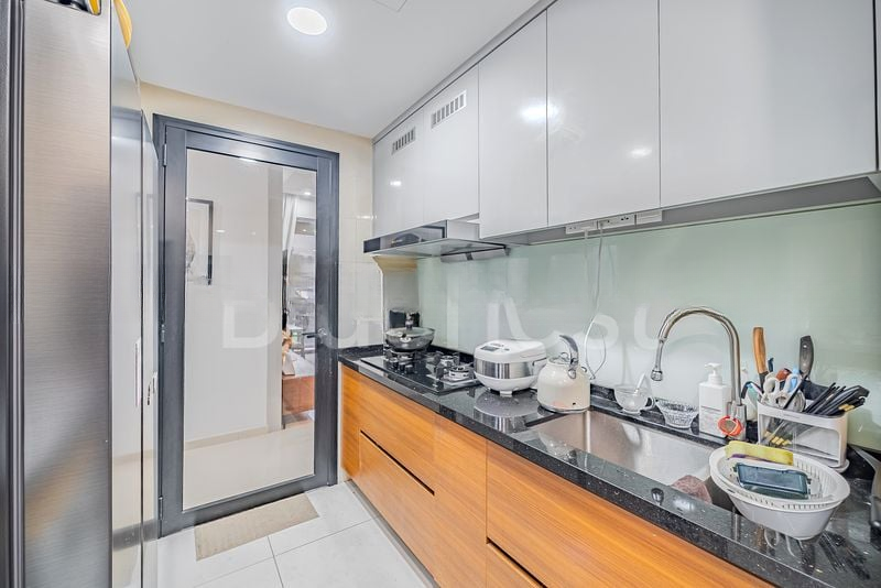 THE MILTONIA RESIDENCES 15