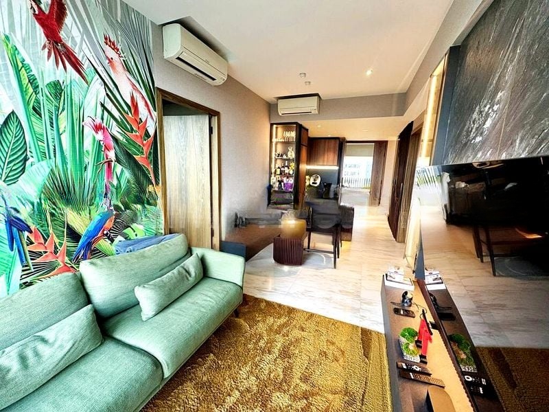 COASTLINE RESIDENCES 11