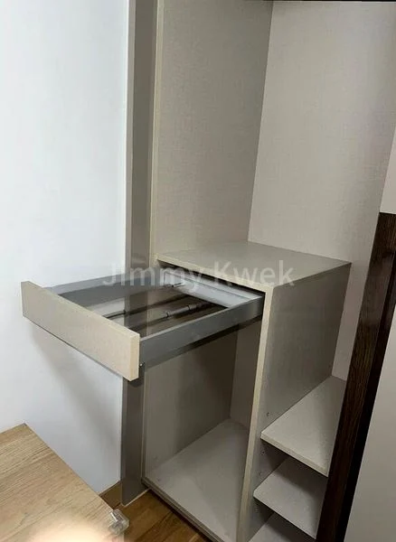 COMMONWEALTH TOWERS 8