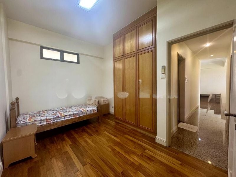 SHERWOOD CONDOMINIUM 2