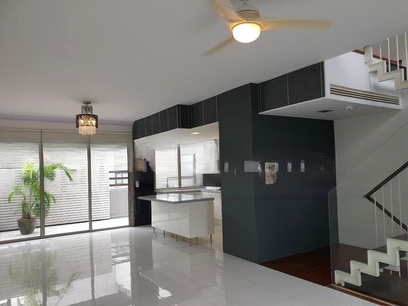 THE TENERIFFE 12