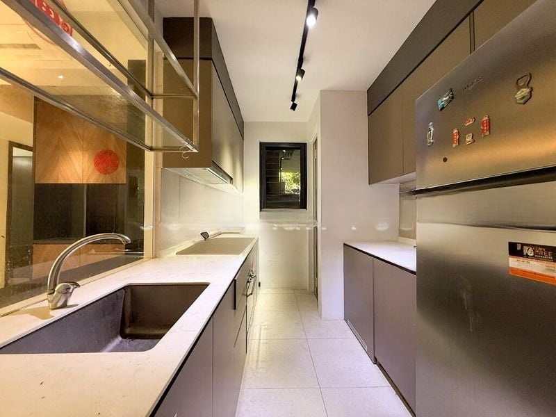 GRANDEUR PARK RESIDENCES 13