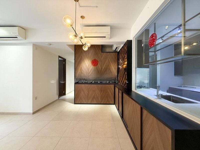 GRANDEUR PARK RESIDENCES 14