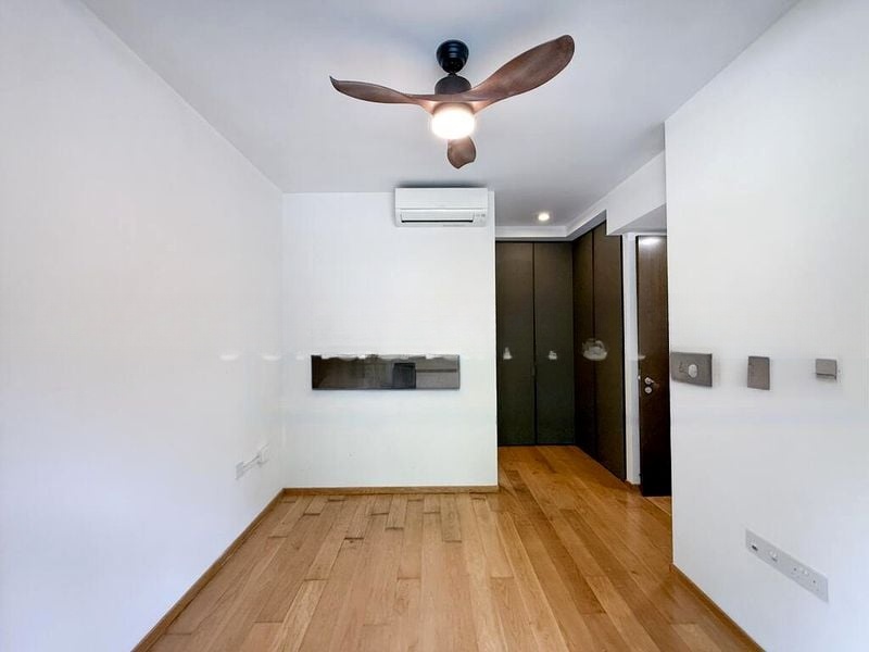 GRANDEUR PARK RESIDENCES 4