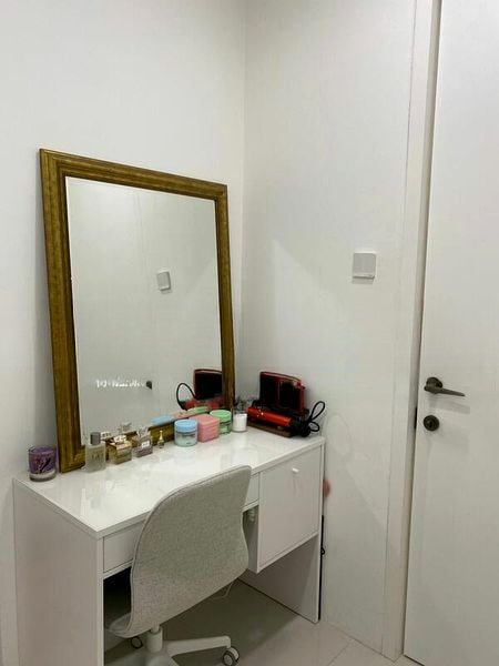 ONE-NORTH RESIDENCES 11