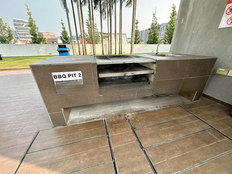 KENSINGTON SQUARE 10