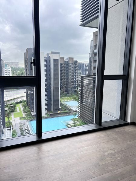 LEEDON GREEN 6