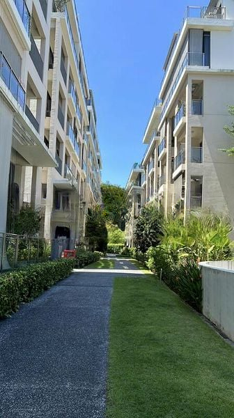 THE MILTONIA RESIDENCES 6