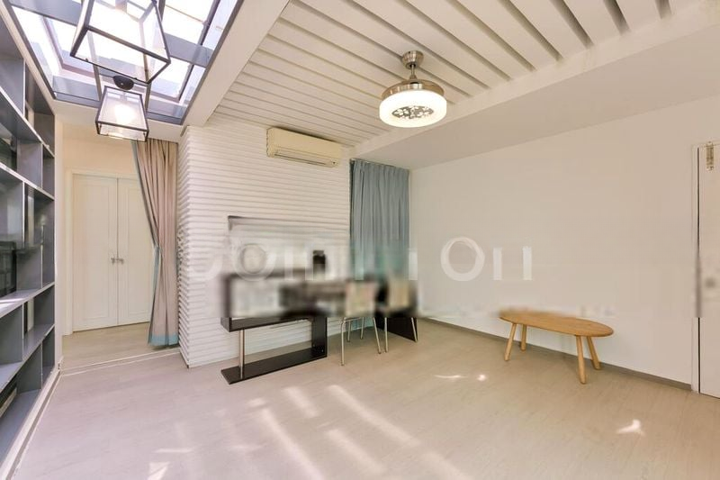 THE LAKEFRONT RESIDENCES 14