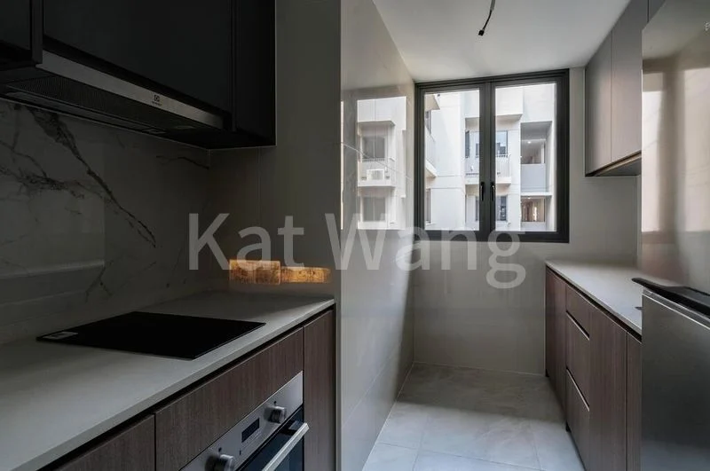 THE WATERGARDENS AT CANBERRA 9