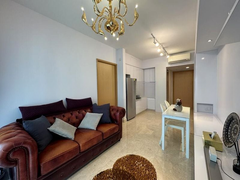 EIGHT RIVERSUITES 13