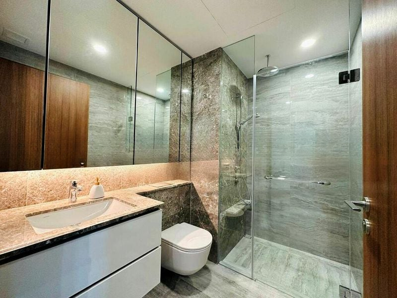 FOURTH AVENUE RESIDENCES 2