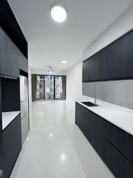 NORTH PARK RESIDENCES 7