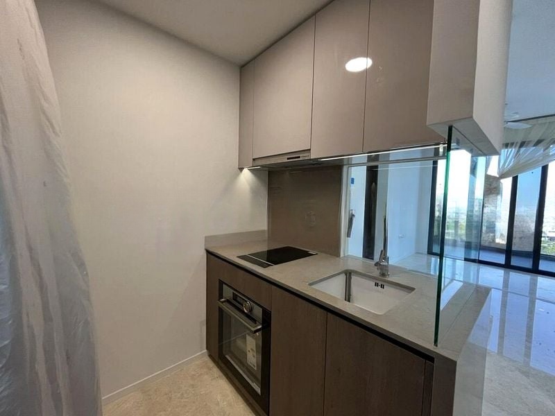 AVENUE SOUTH RESIDENCE 14