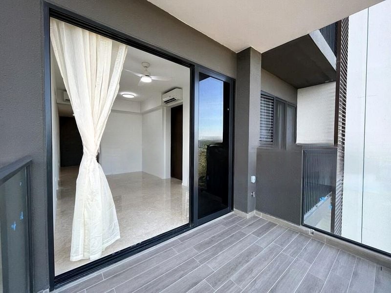 AVENUE SOUTH RESIDENCE 11