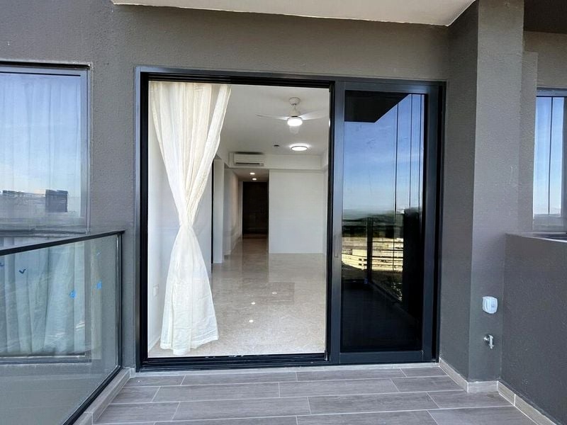 AVENUE SOUTH RESIDENCE 12